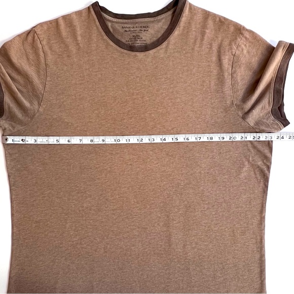 Banana Republic Fitted Crew Ringer Tee - Picture 4 of 7